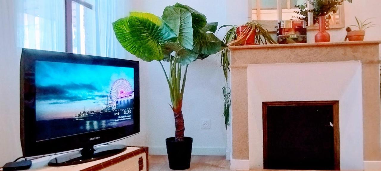 La Maison Des Nomades Netflix Disney Prime Video Apartment อาวีญง ภายนอก รูปภาพ